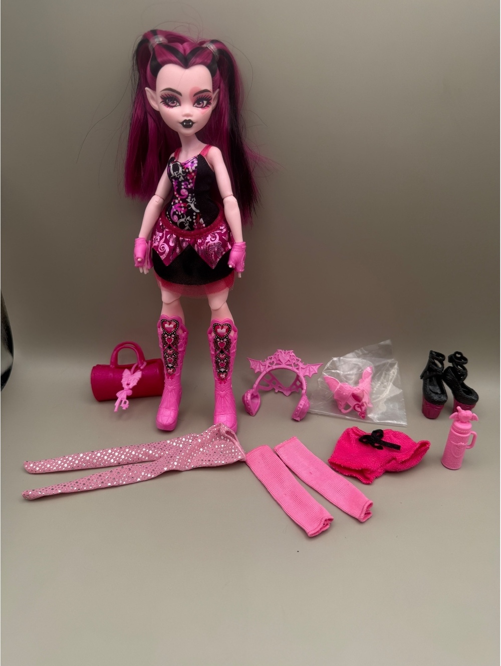 Monster High Skulltimate Secrets G3 Draculaura Fashion Doll